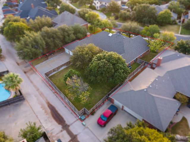 5720 Hillcrest Place, Midland, TX 79707