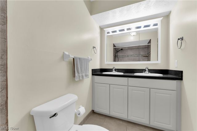 985 Canyon View Road 108-D, Northfield, OH 44067