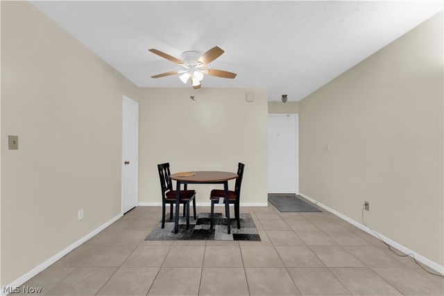 985 Canyon View Road 108-D, Northfield, OH 44067