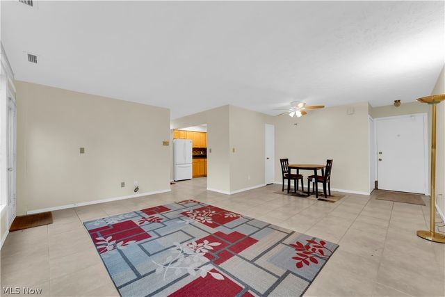 985 Canyon View Road 108-D, Northfield, OH 44067