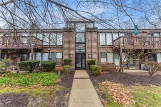 985 Canyon View Road 108-D, Northfield, OH 44067
