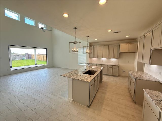 8819 Early Morning Way, Rosharon, TX 77583