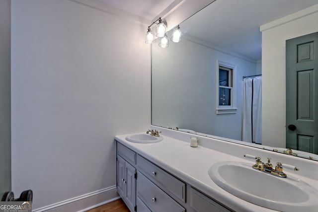 520 Grizzly Ridge Road, Lakemont, GA 30552