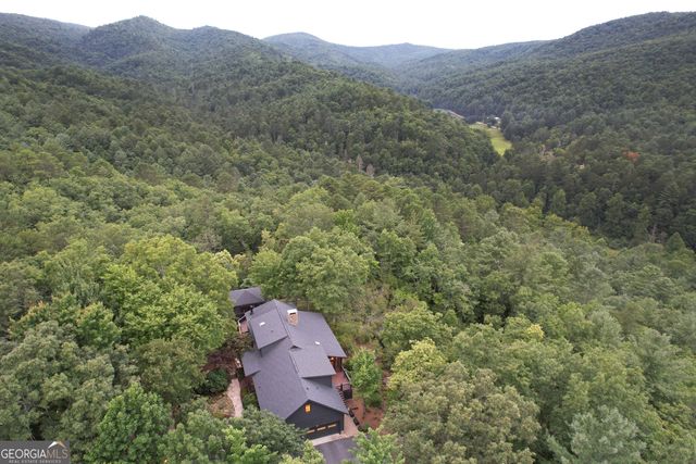 520 Grizzly Ridge Road, Lakemont, GA 30552