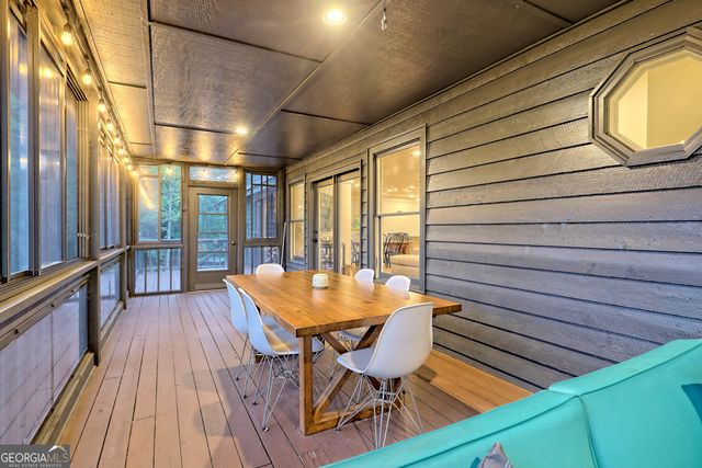 520 Grizzly Ridge Road, Lakemont, GA 30552