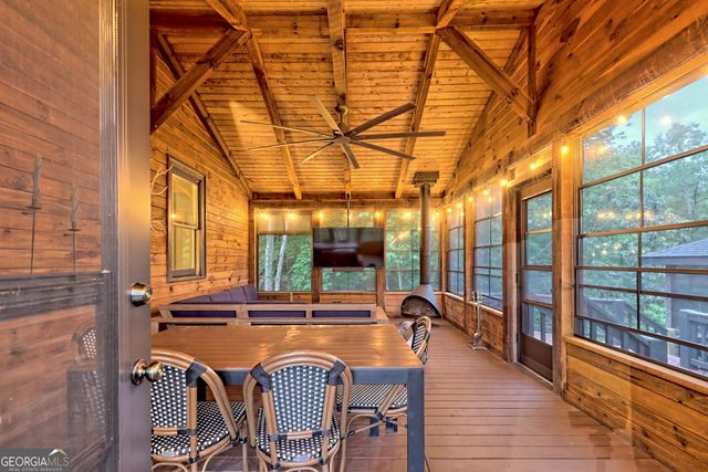 520 Grizzly Ridge Road, Lakemont, GA 30552