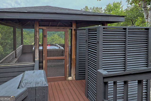 520 Grizzly Ridge Road, Lakemont, GA 30552