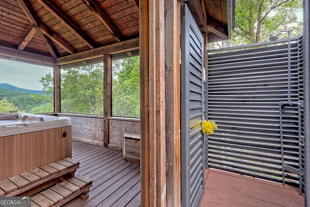 520 Grizzly Ridge Road, Lakemont, GA 30552