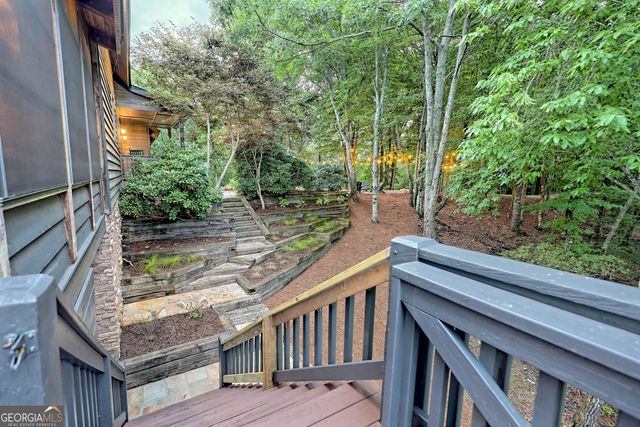 520 Grizzly Ridge Road, Lakemont, GA 30552