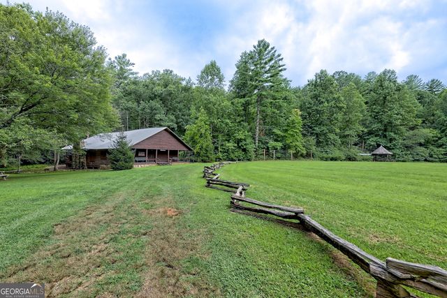 520 Grizzly Ridge Road, Lakemont, GA 30552