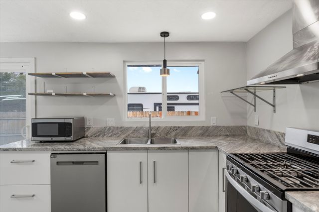 3650 W JASMINE ST, West Valley City, UT 84120