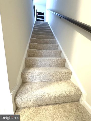 10305 VISTA SOLA WAY, Lanham, MD 20706