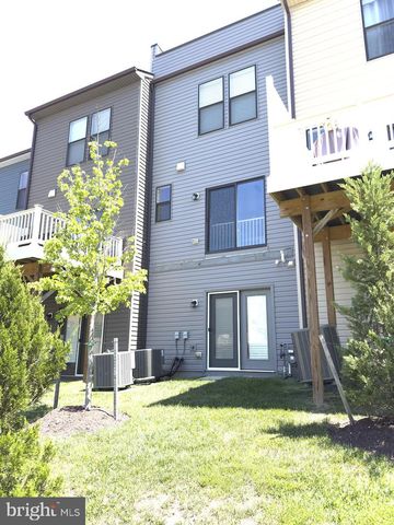 10305 VISTA SOLA WAY, Lanham, MD 20706
