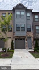 10305 VISTA SOLA WAY, Lanham, MD 20706