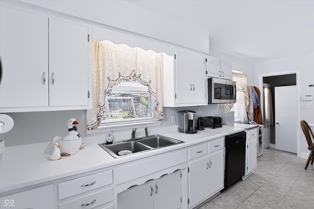 2255 Hanover Drive, Indianapolis, IN 46227