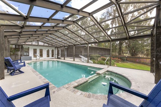 715 SEMINOLE RIDGE ROAD 1, Melrose, FL 32666