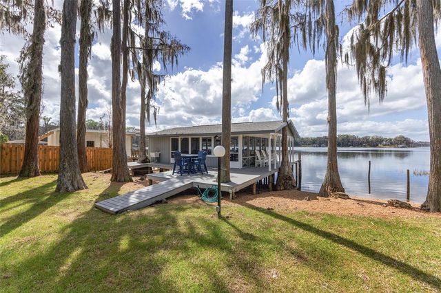 715 SEMINOLE RIDGE ROAD 1, Melrose, FL 32666