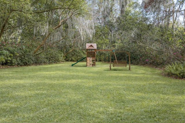 715 SEMINOLE RIDGE ROAD 1, Melrose, FL 32666