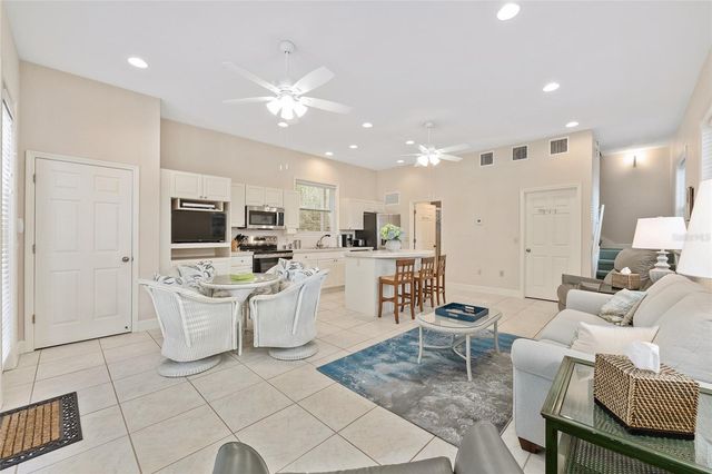 715 SEMINOLE RIDGE ROAD 1, Melrose, FL 32666