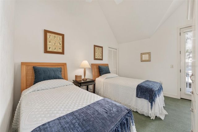 715 SEMINOLE RIDGE ROAD 1, Melrose, FL 32666