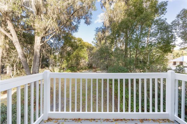 715 SEMINOLE RIDGE ROAD 1, Melrose, FL 32666