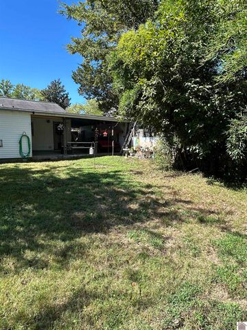 150 N Concord Ave., Paducah, KY 42001