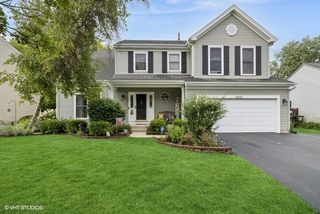 3925 Peartree Drive, Lake In The Hills, IL 60156