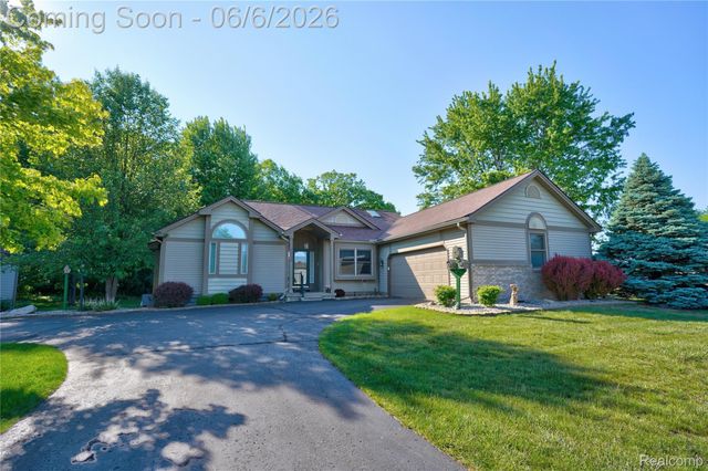 3433 Pinemeadow Court, Richfield Township, MI 48423