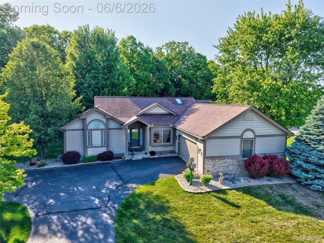 3433 Pinemeadow Court, Richfield Township, MI 48423