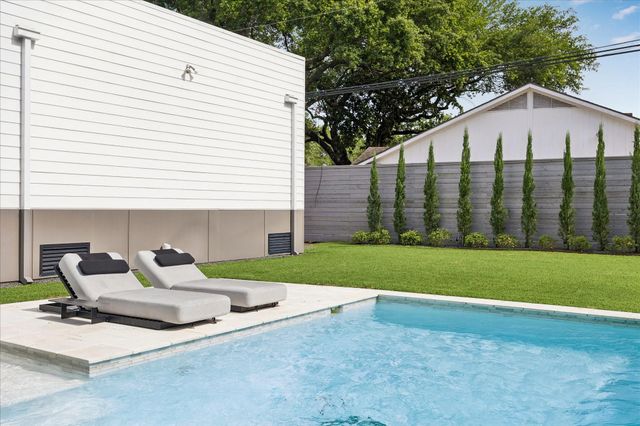 5215 Jason Street, Houston, TX 77096