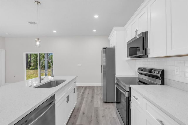 1028 W CITRUS SPRINGS BOULEVARD, Citrus Springs, FL 34434