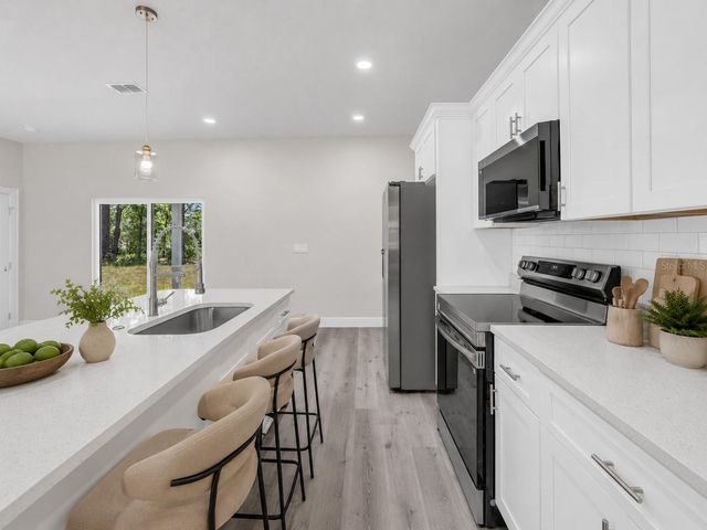 1028 W CITRUS SPRINGS BOULEVARD, Citrus Springs, FL 34434