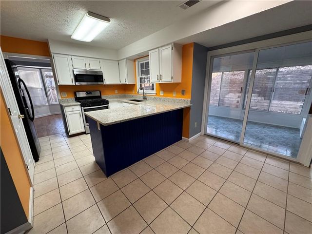3205 Ivy Station Drive, Duluth, GA 30096