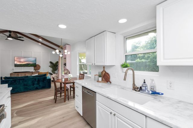 2718 Lazy Spring Drive, Houston, TX 77080