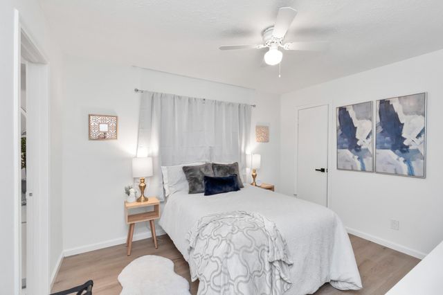 2718 Lazy Spring Drive, Houston, TX 77080