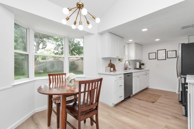 2718 Lazy Spring Drive, Houston, TX 77080