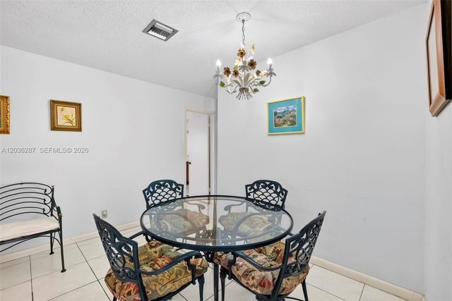 7201 NW 93rd Ave, Tamarac, FL 33321
