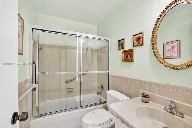 7201 NW 93rd Ave, Tamarac, FL 33321