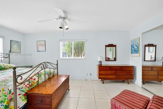 7201 NW 93rd Ave, Tamarac, FL 33321