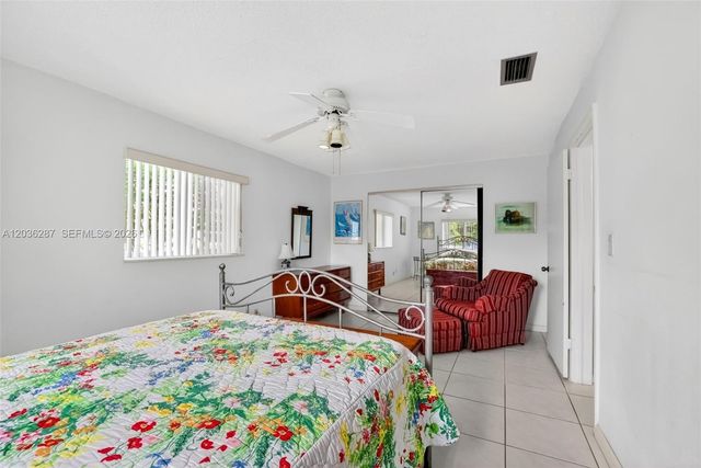 7201 NW 93rd Ave, Tamarac, FL 33321