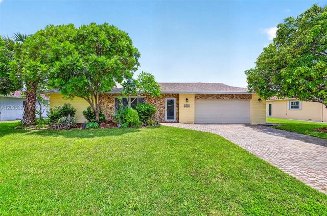 7201 NW 93rd Ave, Tamarac, FL 33321