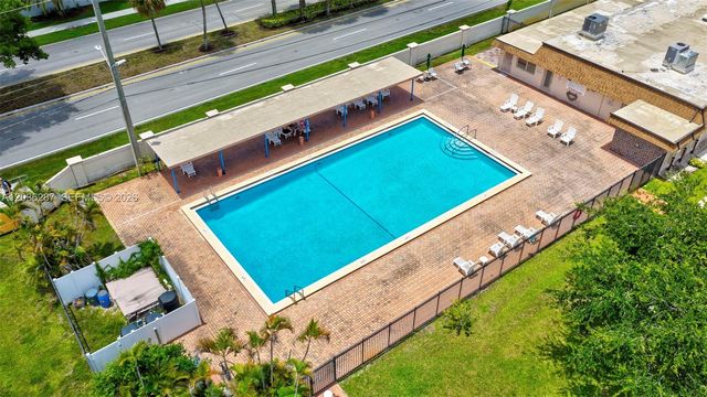 7201 NW 93rd Ave, Tamarac, FL 33321