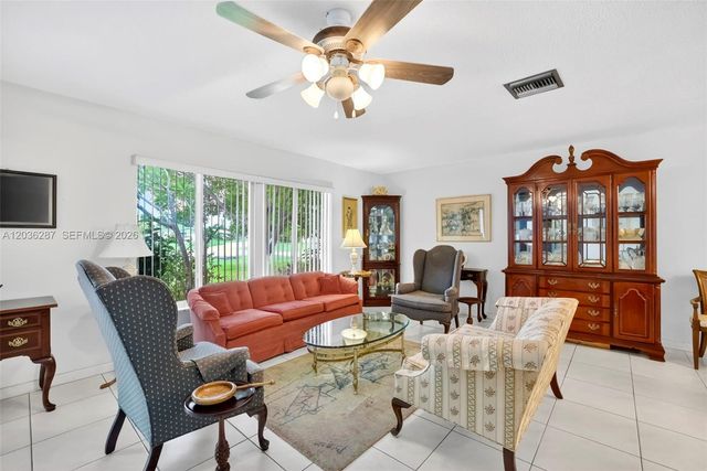 7201 NW 93rd Ave, Tamarac, FL 33321