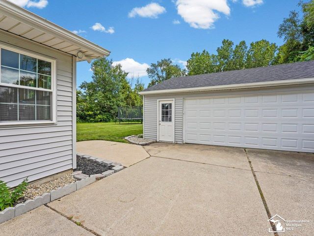 5353 School Road, Whiteford Twp, MI 49270