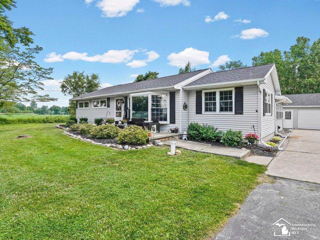 5353 School Road, Whiteford Twp, MI 49270