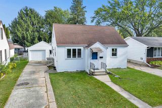 1707 11TH AVENUE, Green Bay, WI 54304