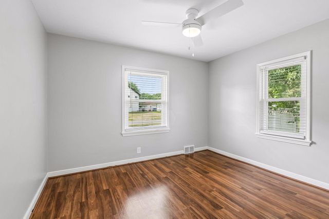 5340 46th Avenue N, Robbinsdale, MN 55422