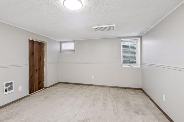 5340 46th Avenue N, Robbinsdale, MN 55422