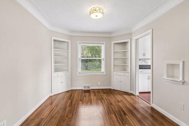 5340 46th Avenue N, Robbinsdale, MN 55422