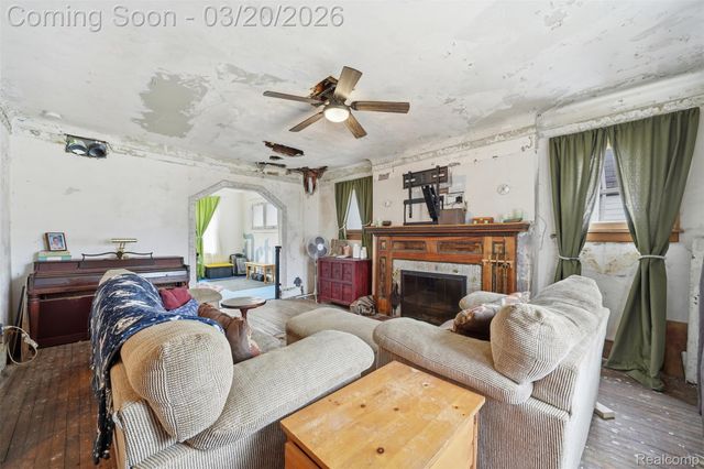 3275 Collingwood Street, Detroit, MI 48206